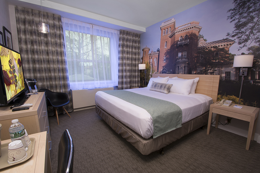 king bed room